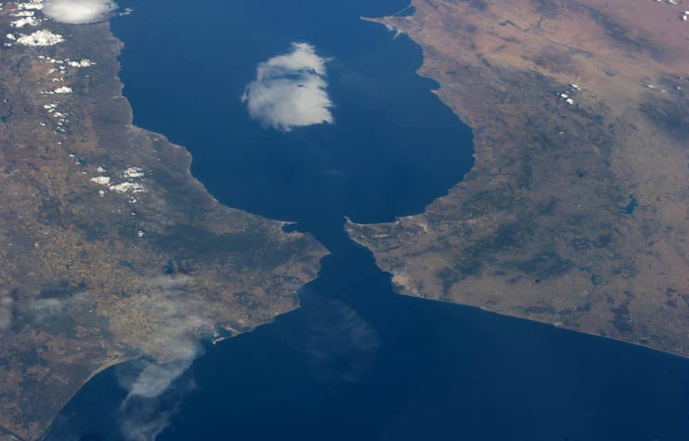 The World’s Top 10 Strategic Straits and Channels – More Than Shipping