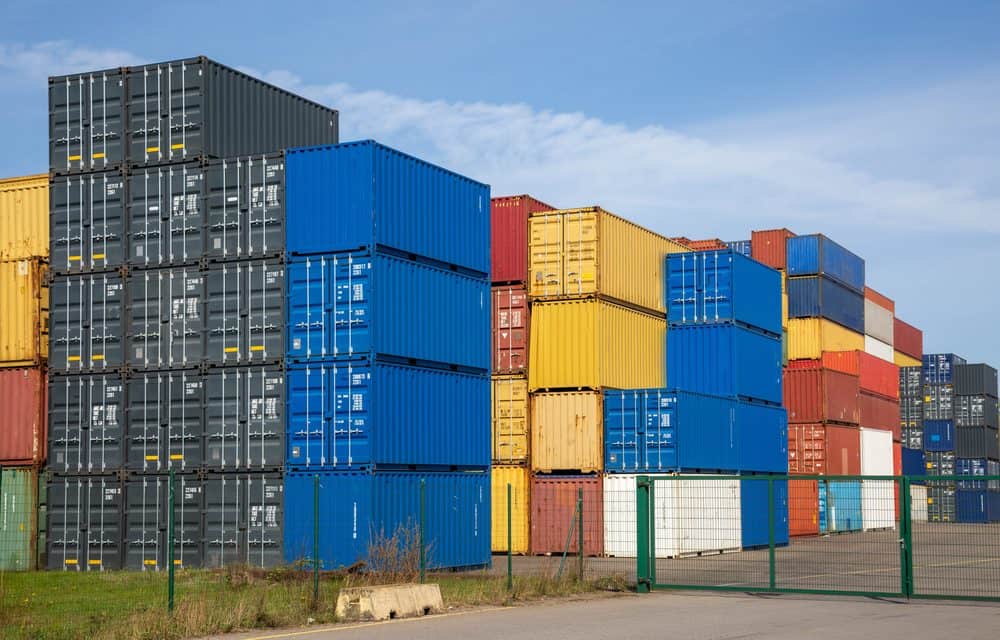 When and Why Should Shippers Use FAK During an LCL Shipment